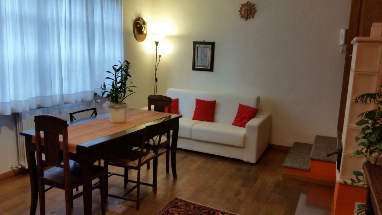Appartement La Casa In Collina à Alba  Extérieur photo